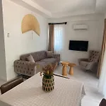 شقة Likya