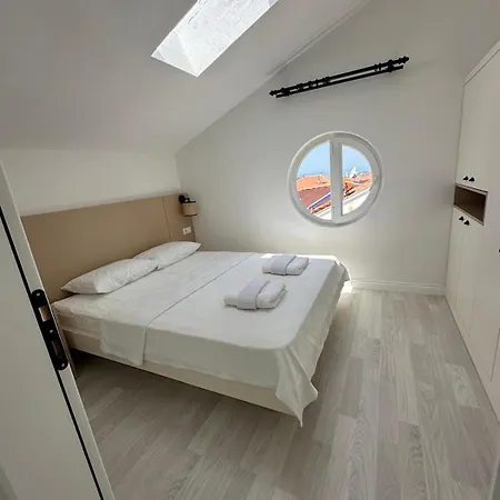 Likya Apartamento *